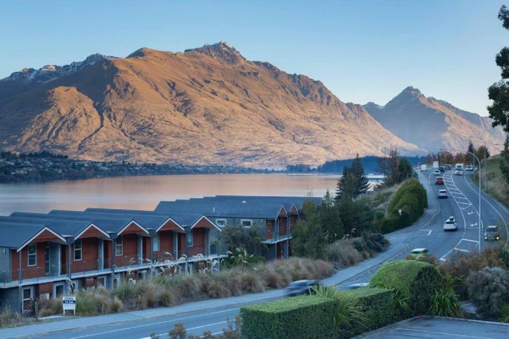 Remarkable Lakeview Two Bedroom Apartment Queenstown Eksteriør bilde